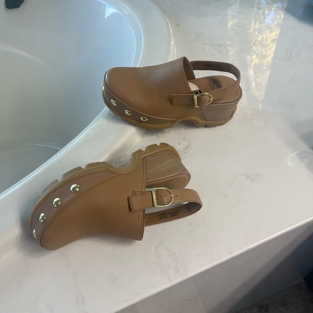 Sorel Tan Leather Women's Mules